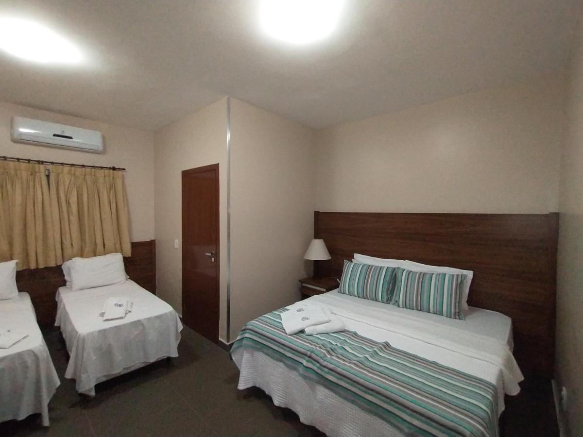 Hotel Albatroz ウベラバ エクステリア 写真